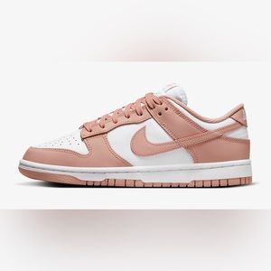 New Nike Dunk Low ( sold out in NiKe )